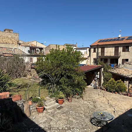 La Carretteria Pensión 3*